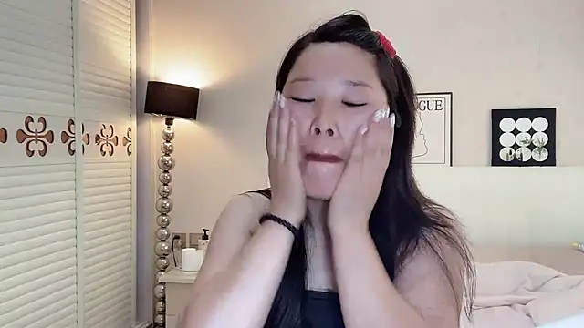 Snapshot of kk_lele chatting on June 18, 2026, 5:17 am kk lele online show from June 18, 2026, 5:17 am