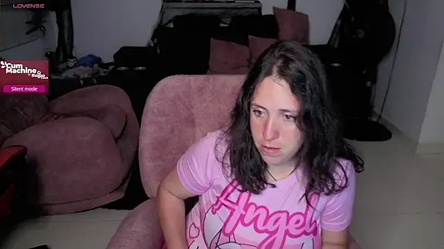 valery adams1 online show from October 27, 2025, 4:13 am