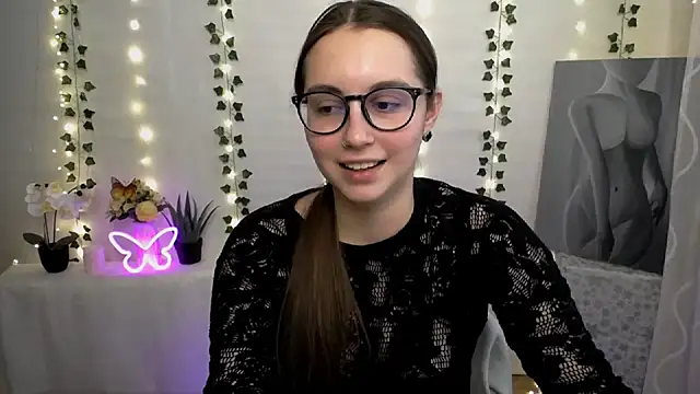 SweetPrincess  online show from February 21, 2025, 12:38 pm