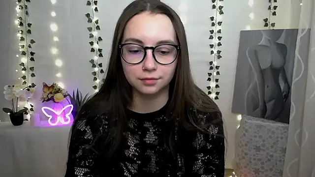 SweetPrincess  online show from February 21, 2025, 6:29 am