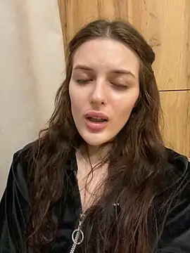 little belucci online show from February 1, 2025, 3:50 pm