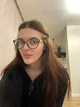 little belucci online show from January 30, 2025, 3:51 pm