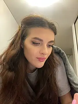little belucci online show from February 2, 2025, 7:46 pm