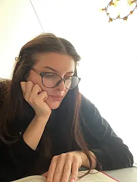little belucci online show from January 30, 2025, 9:36 am