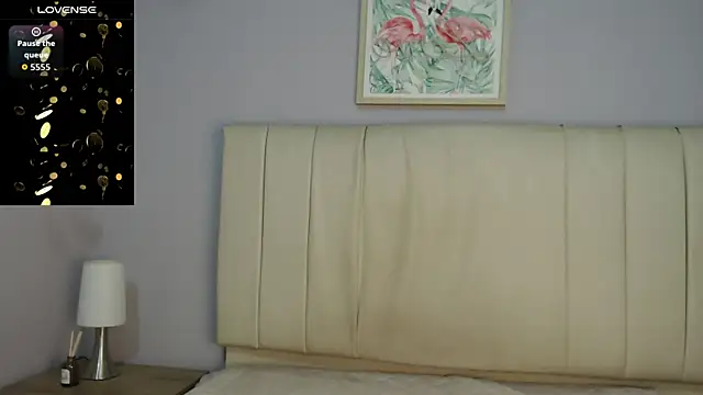 Snapshot of amy_le01 chatting on August 6, 2026, 1:28 pm amy le01 online show from August 6, 2026, 1:28 pm