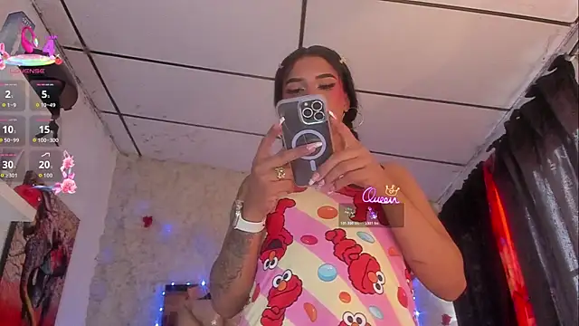 Sofia waltonx online show from May 4, 2026, 2:42 pm