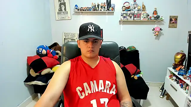 Snapshot of ney_22 chatting on June 3, 2026, 2:33 pm ney 22 online show from June 3, 2026, 2:33 pm