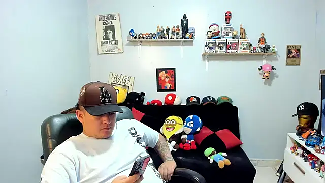 Snapshot of ney_22 chatting on June 6, 2026, 1:33 am ney 22 online show from June 6, 2026, 1:33 am
