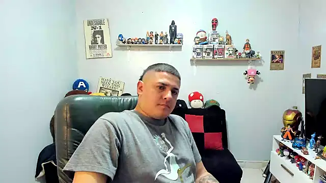 Snapshot of ney_22 chatting on June 17, 2026, 2:38 pm ney 22 online show from June 17, 2026, 2:38 pm