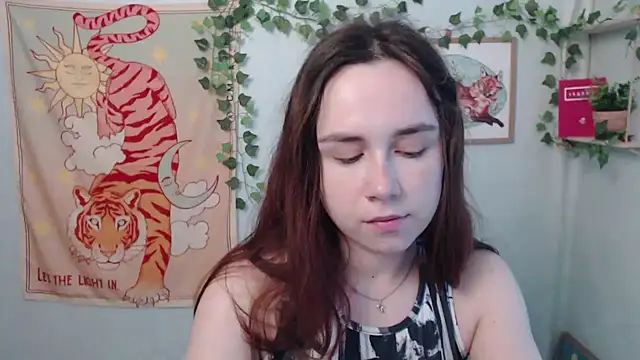 VeryVeryVeryShy  online show from June 18, 2026, 5:39 am