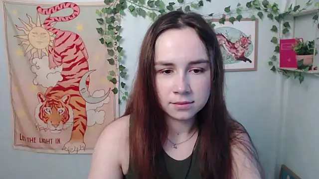Snapshot of VeryVeryVeryShy_ chatting on June 29, 2026, 5:36 am VeryVeryVeryShy online show from June 29, 2026, 5:36 am