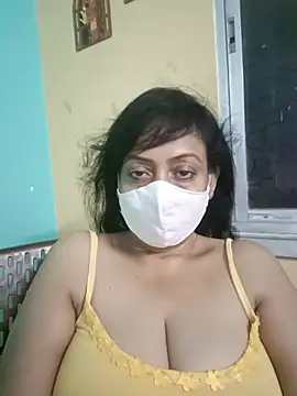 Snapshot of love_suman chatting on June 12, 2026, 4:05 pm love suman online show from June 12, 2026, 4:05 pm