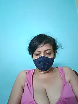 Snapshot of love_suman chatting on May 25, 2026, 5:00 pm love suman online show from May 25, 2026, 5:00 pm