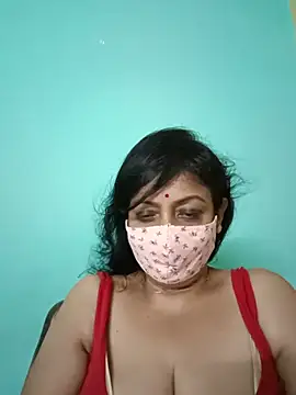 Snapshot of love_suman chatting on July 10, 2026, 3:23 pm love suman online show from July 10, 2026, 3:23 pm