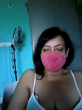 Snapshot of love_suman chatting on November 1, 2025, 12:39 am love suman online show from November 1, 2025, 12:39 am