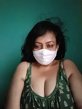 Snapshot of love_suman chatting on June 18, 2026, 10:53 am love suman online show from June 18, 2026, 10:53 am