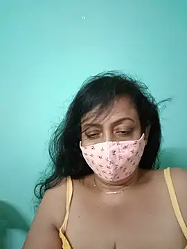 Snapshot of love_suman chatting on July 4, 2026, 1:04 pm love suman online show from July 4, 2026, 1:04 pm