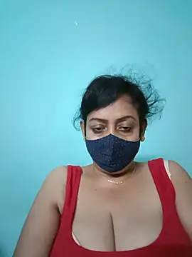 Snapshot of love_suman chatting on July 17, 2026, 4:04 pm love suman online show from July 17, 2026, 4:04 pm