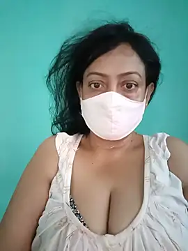 Snapshot of love_suman chatting on June 10, 2026, 1:07 am love suman online show from June 10, 2026, 1:07 am