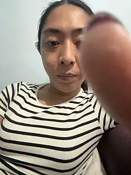 ErikaJayne4u online show from January 4, 2025, 5:16 am