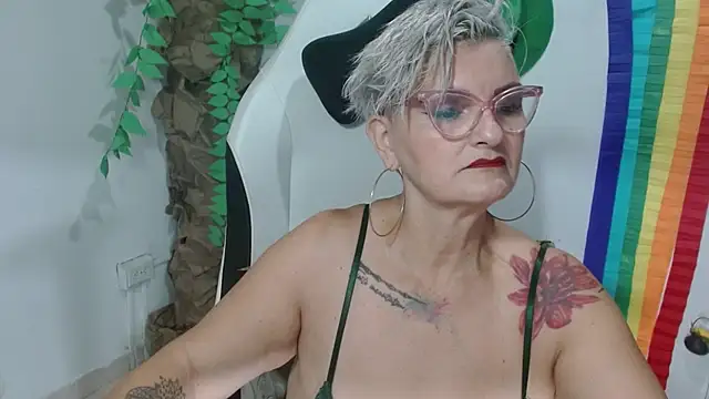 Snapshot of bety-cum2 chatting on March 15, 2026, 1:51 pm bety-cum2 online show from March 15, 2026, 1:51 pm