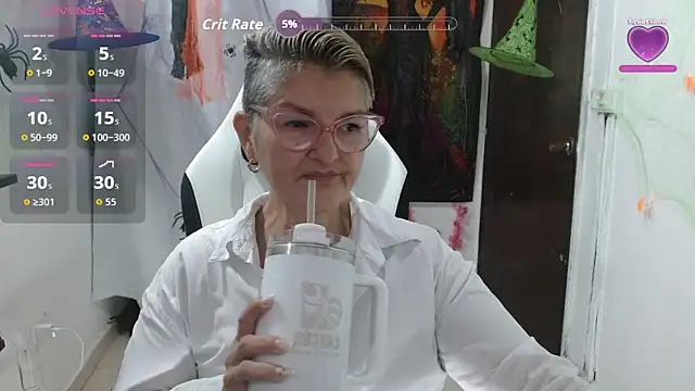 Snapshot of bety-cum2 chatting on October 7, 2025, 1:28 am bety-cum2 online show from October 7, 2025, 1:28 am
