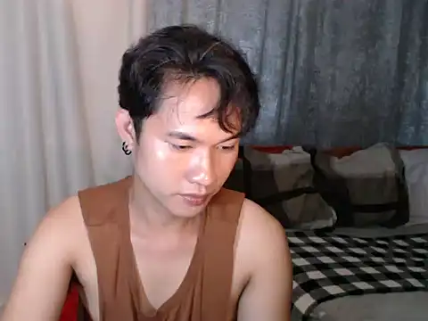 asiancuckyguy69 online show from February 10, 2026, 10:53 pm