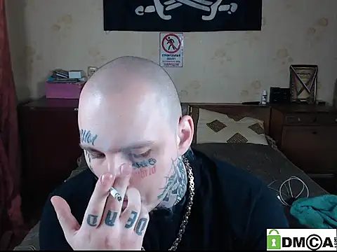 Keny Collins online show from November 28, 2025, 10:10 pm