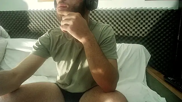 MikeLovesex699 online show from September 21, 2025, 2:22 pm