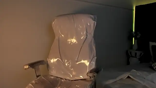 Snapshot of lauren_fit chatting on March 16, 2026, 5:59 pm lauren fit online show from March 16, 2026, 5:59 pm