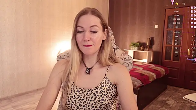 Snapshot of Hello_Lisha chatting on February 11, 2026, 8:14 am Hello Lisha online show from February 11, 2026, 8:14 am