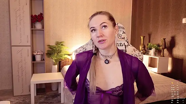 Snapshot of Hello_Lisha chatting on April 28, 2026, 8:19 am Hello Lisha online show from April 28, 2026, 8:19 am