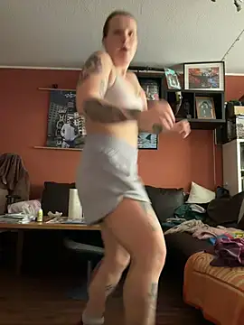 wetgerman 2 online show from May 5, 2026, 9:56 am