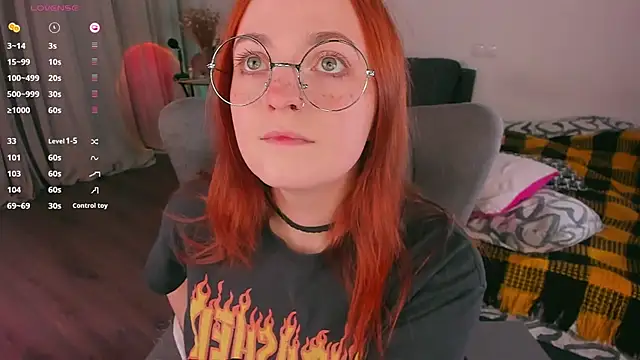 Snapshot of Alice_CutePerv chatting on October 22, 2025, 5:12 pm Alice CutePerv online show from October 22, 2025, 5:12 pm