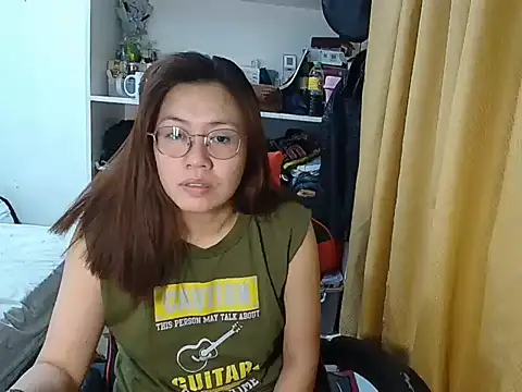 crizzybel online show from April 22, 2026, 4:58 pm