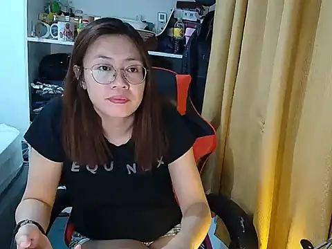 crizzybel online show from April 21, 2026, 4:24 pm
