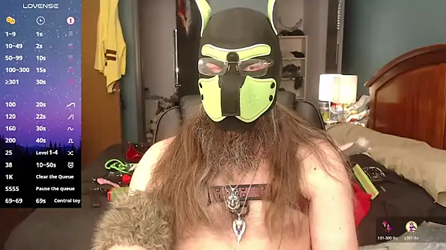 kinkywolf429 online show from April 28, 2026, 8:57 pm