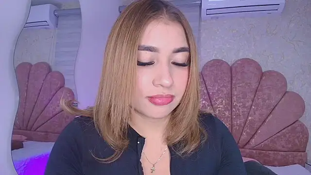 Snapshot of leon_gaby chatting on July 9, 2026, 7:24 pm leon gaby online show from July 9, 2026, 7:24 pm