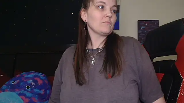 ToxicLilly online show from November 8, 2025, 7:45 am