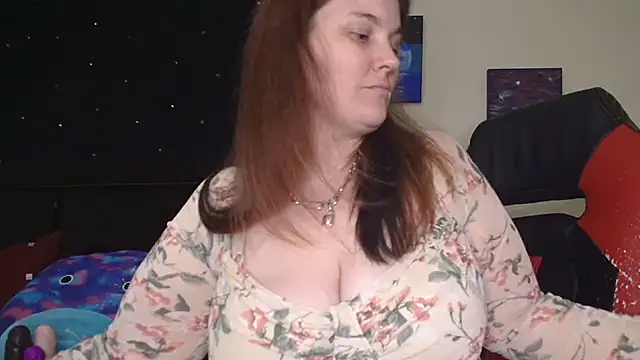 ToxicLilly online show from November 10, 2025, 8:30 am