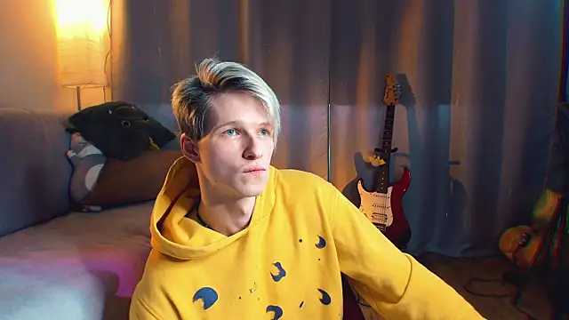 Breston Sweet online show from February 17, 2026, 2:14 pm