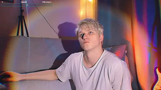 Snapshot of Breston_Sweet chatting on November 7, 2025, 4:28 am Breston Sweet online show from November 7, 2025, 4:28 am