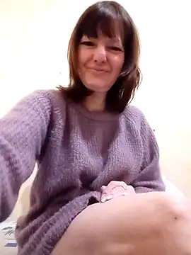 Snapshot of TiAmorre chatting on February 27, 2025, 2:35 am TiAmorre online show from February 27, 2025, 2:35 am