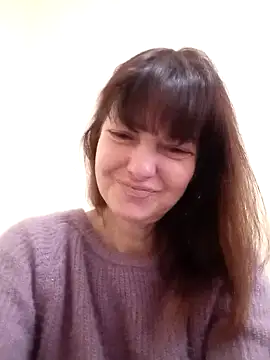 Snapshot of TiAmorre chatting on January 7, 2025, 10:44 am TiAmorre online show from January 7, 2025, 10:44 am