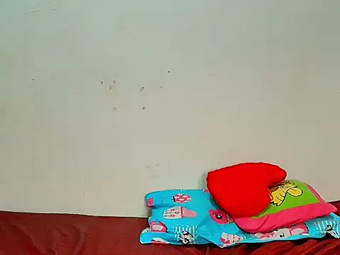 Snapshot of Karol_naughty chatting on May 26, 2026, 2:59 pm Karol naughty online show from May 26, 2026, 2:59 pm