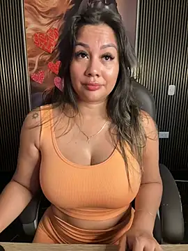 Snapshot of ValeryGrey chatting on February 15, 2026, 3:44 pm ValeryGrey online show from February 15, 2026, 3:44 pm