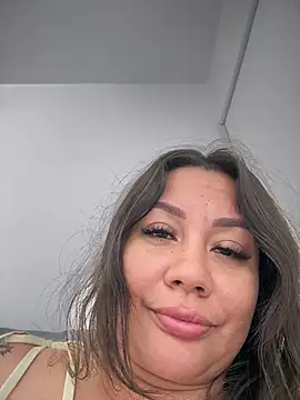 Snapshot of ValeryGrey chatting on July 28, 2026, 6:31 pm ValeryGrey online show from July 28, 2026, 6:31 pm