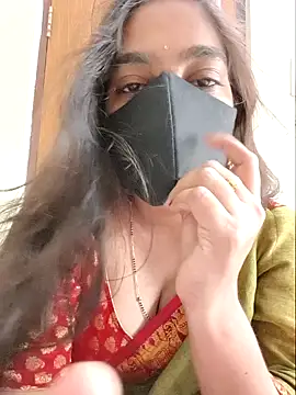 Snapshot of yoursana- chatting on March 17, 2026, 5:21 am yoursana- online show from March 17, 2026, 5:21 am