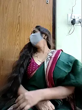 Snapshot of yoursana- chatting on April 16, 2026, 2:45 am yoursana- online show from April 16, 2026, 2:45 am