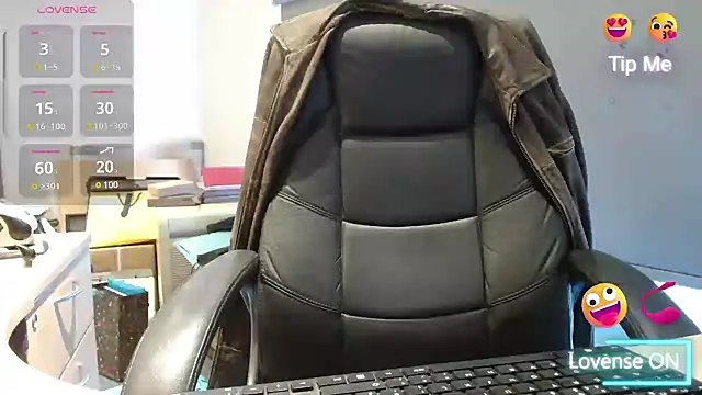 bigbadjon69 online show from January 27, 2025, 2:13 pm